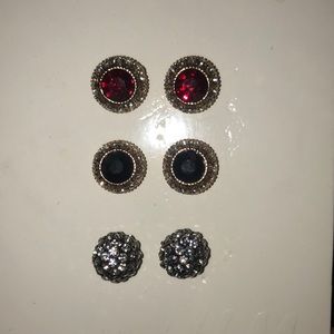 2/10$ or Free with any purchase! 3 Pack of earrings